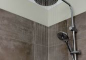 Twin shower head & niche'