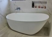 Free standing bath